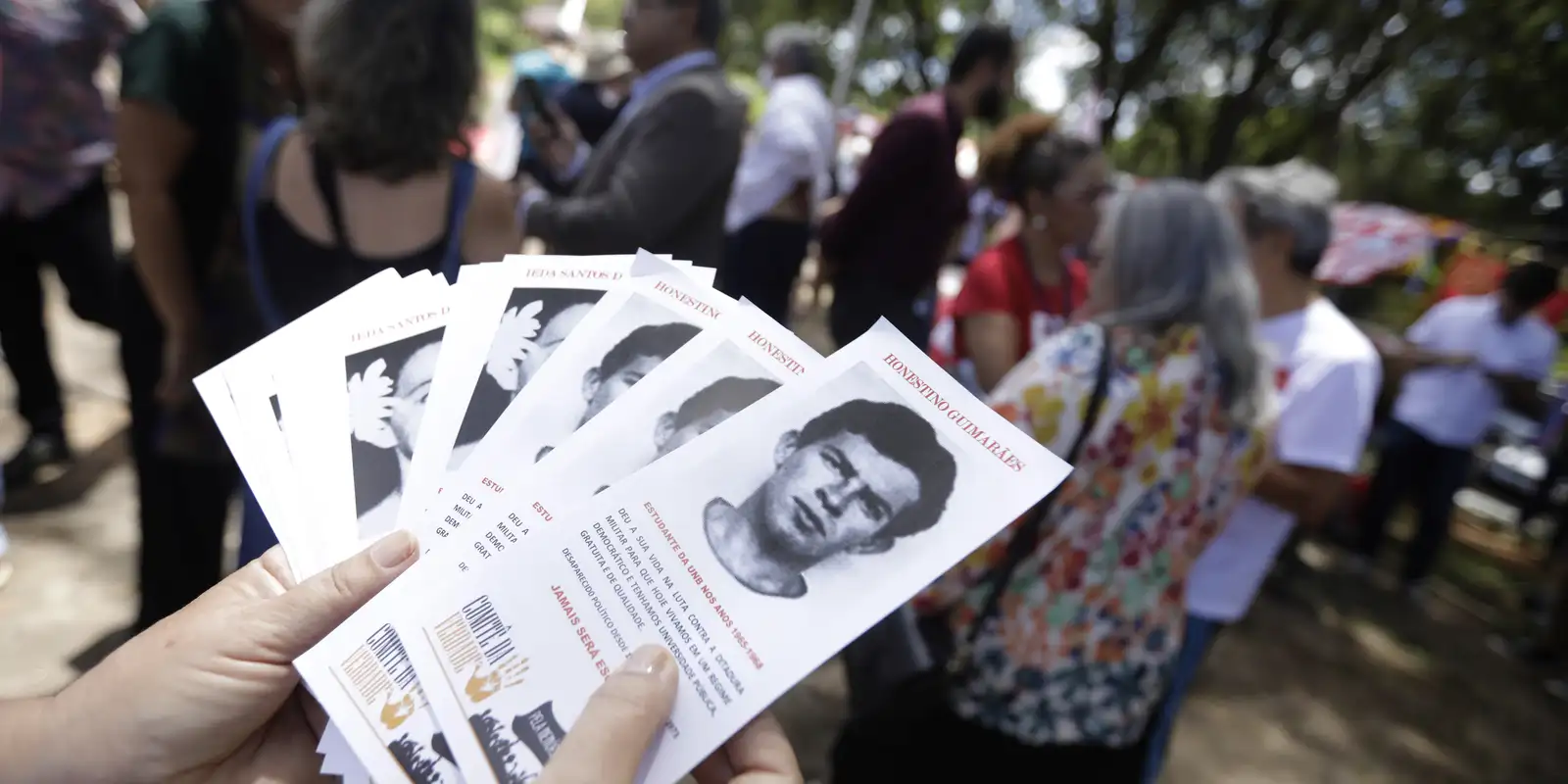 Famílias recebem certidões de óbito retificadas de vítimas da ditadura