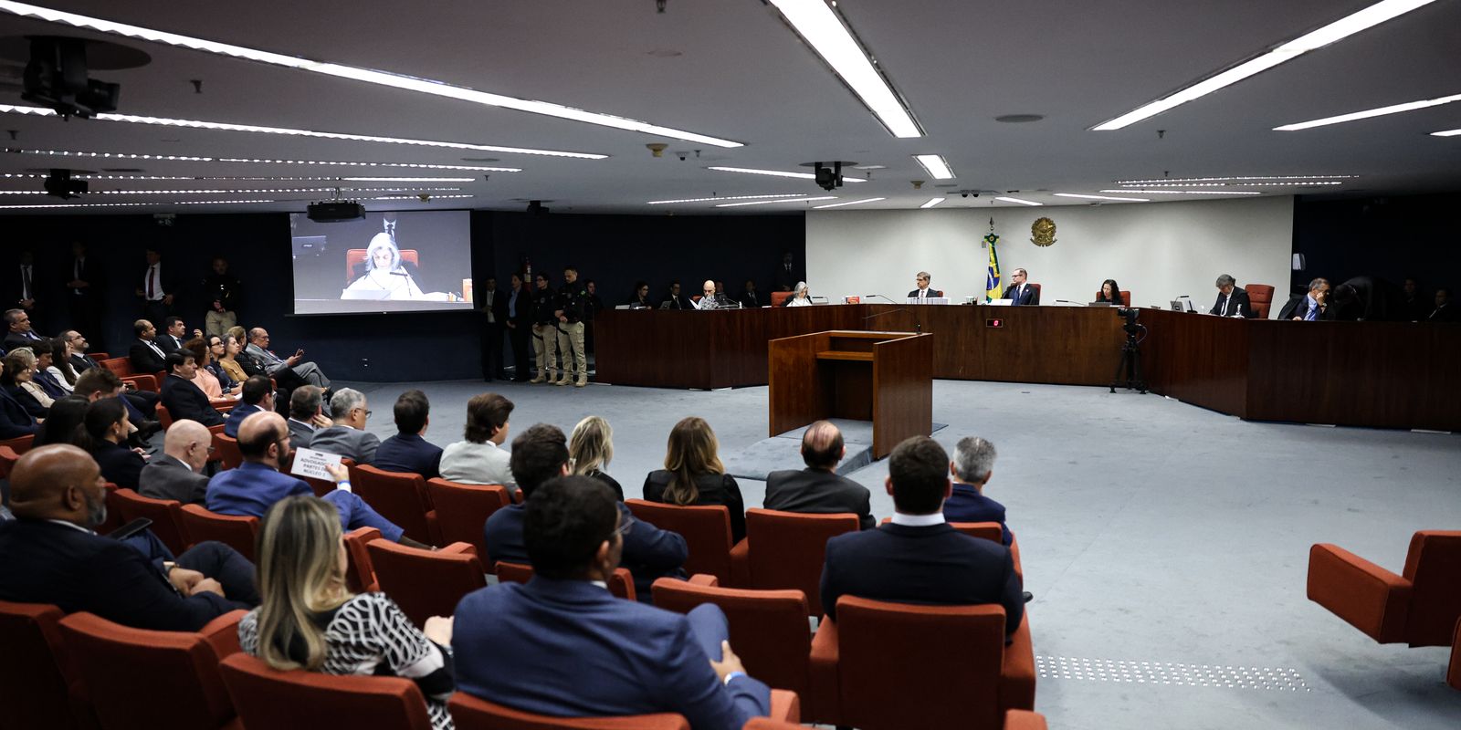 Defesa de Bolsonaro recorrerá de decisão do STF