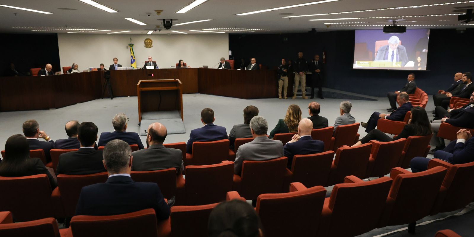 Especialistas apontam debate no STF sobre embargos infringentes