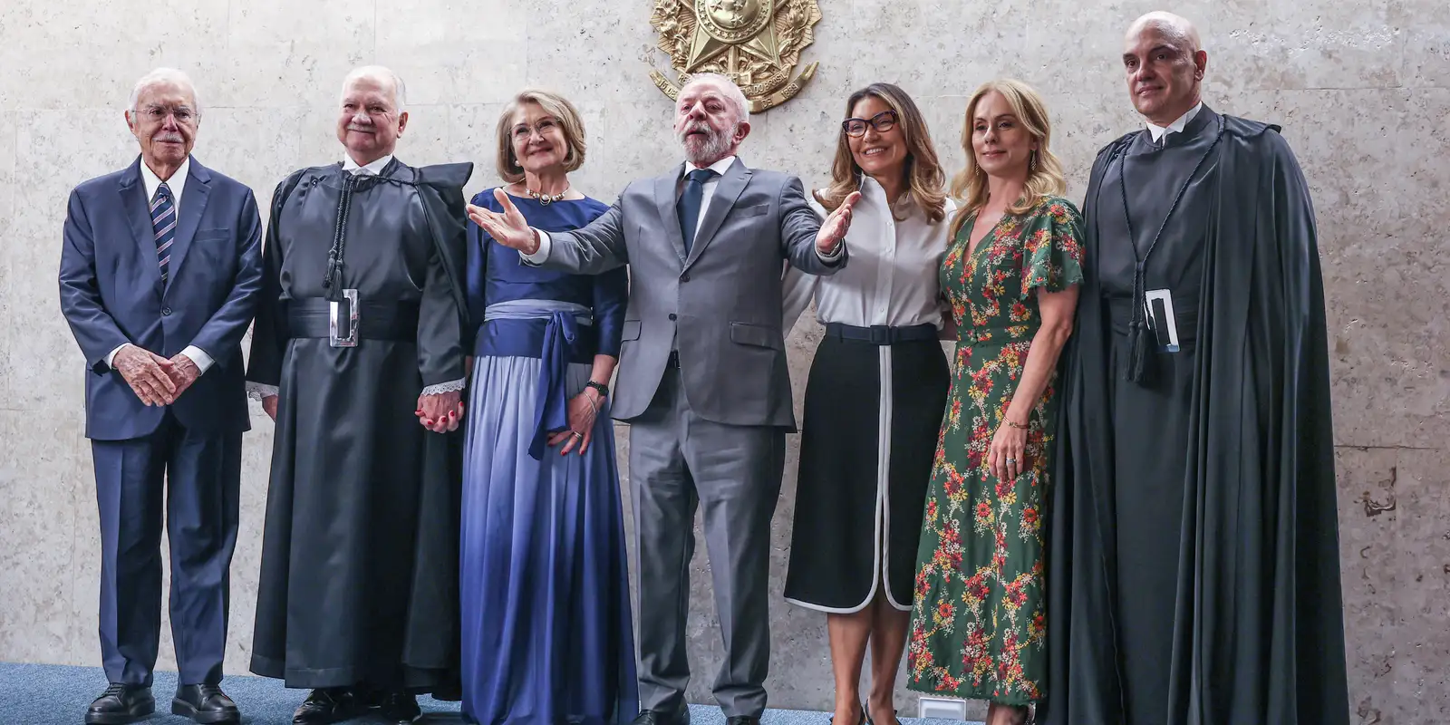 Novo presidente do STF, Fachin reforça compromisso com a Constituição