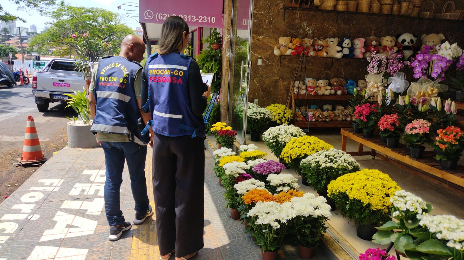 Fique Atento! Variação no preço das flores para Dia de Finados
pode chegar a quase 590% 
