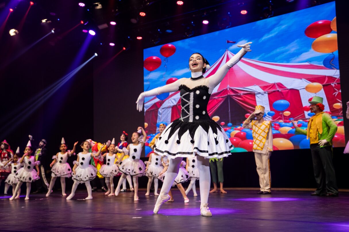 Apresentação artística do Natal do Bem