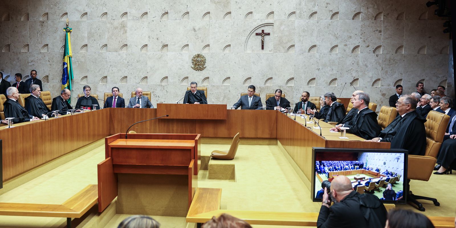 STF derruba autorização para enfermeiros em abortos legais