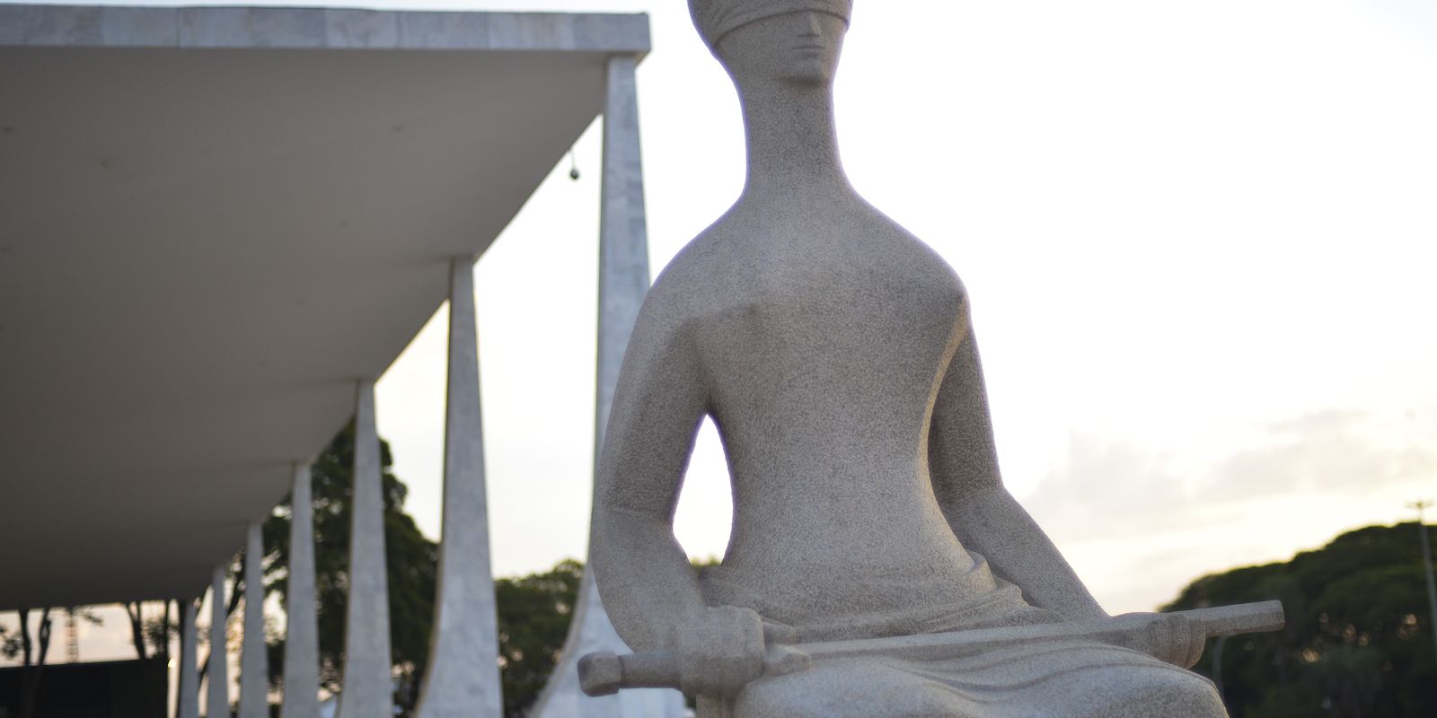 A primeira turma STF começa a julgar o grupo 3 da trama golpista