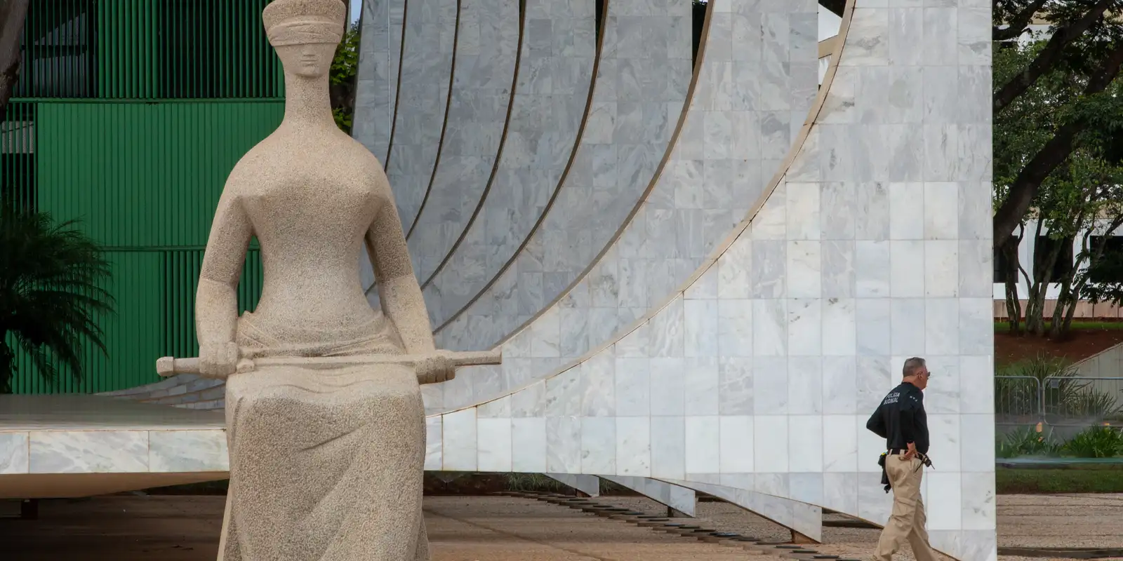 STF: Moraes afirma que PF vai abrir inquérito sobre facções no RJ