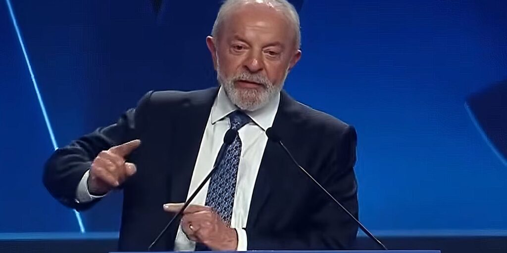 Lula diz que fim de sanção a Alexandre de Moraes é bom para o Brasil