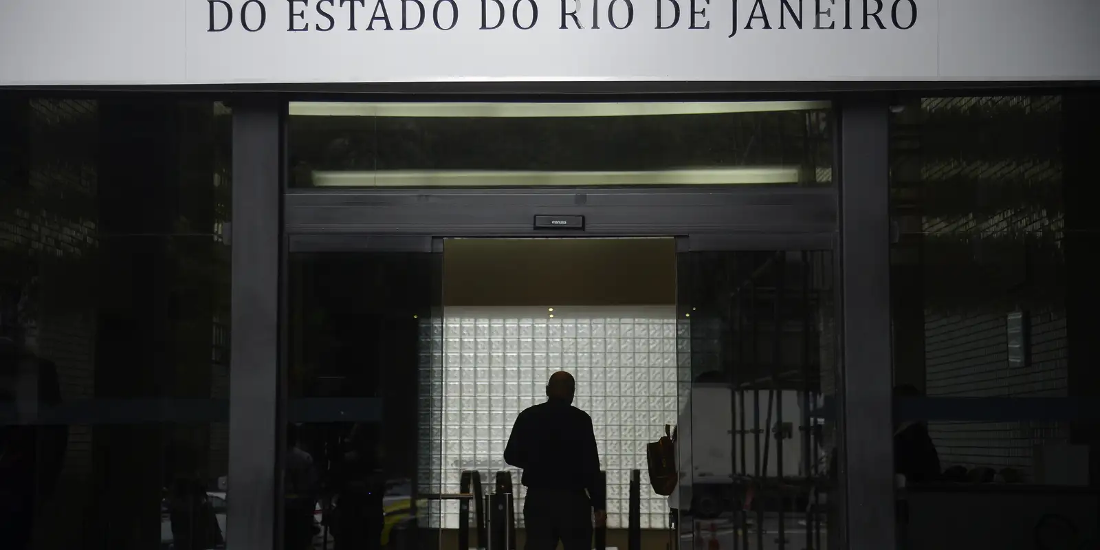 MP do Rio prende cinco pessoas em operação contra jogo do bicho