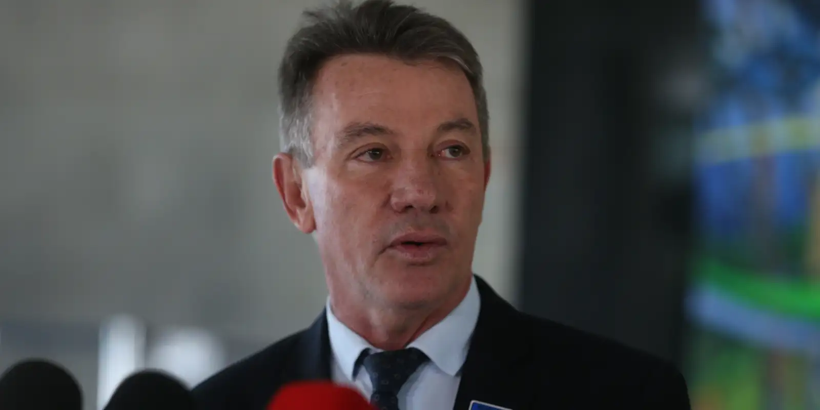 Novo pedido de vista volta a adiar julgamento de ex-governador de RR