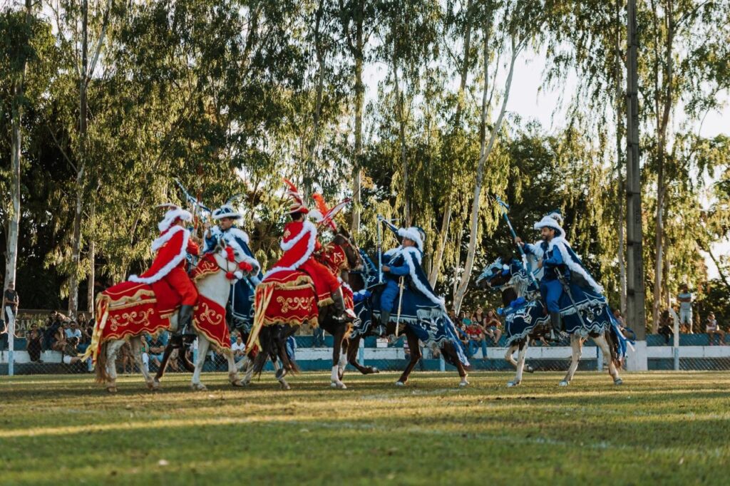 Circuito das Cavalhadas 2026 começa por Luziânia e Niquelândia – Portal Goiás