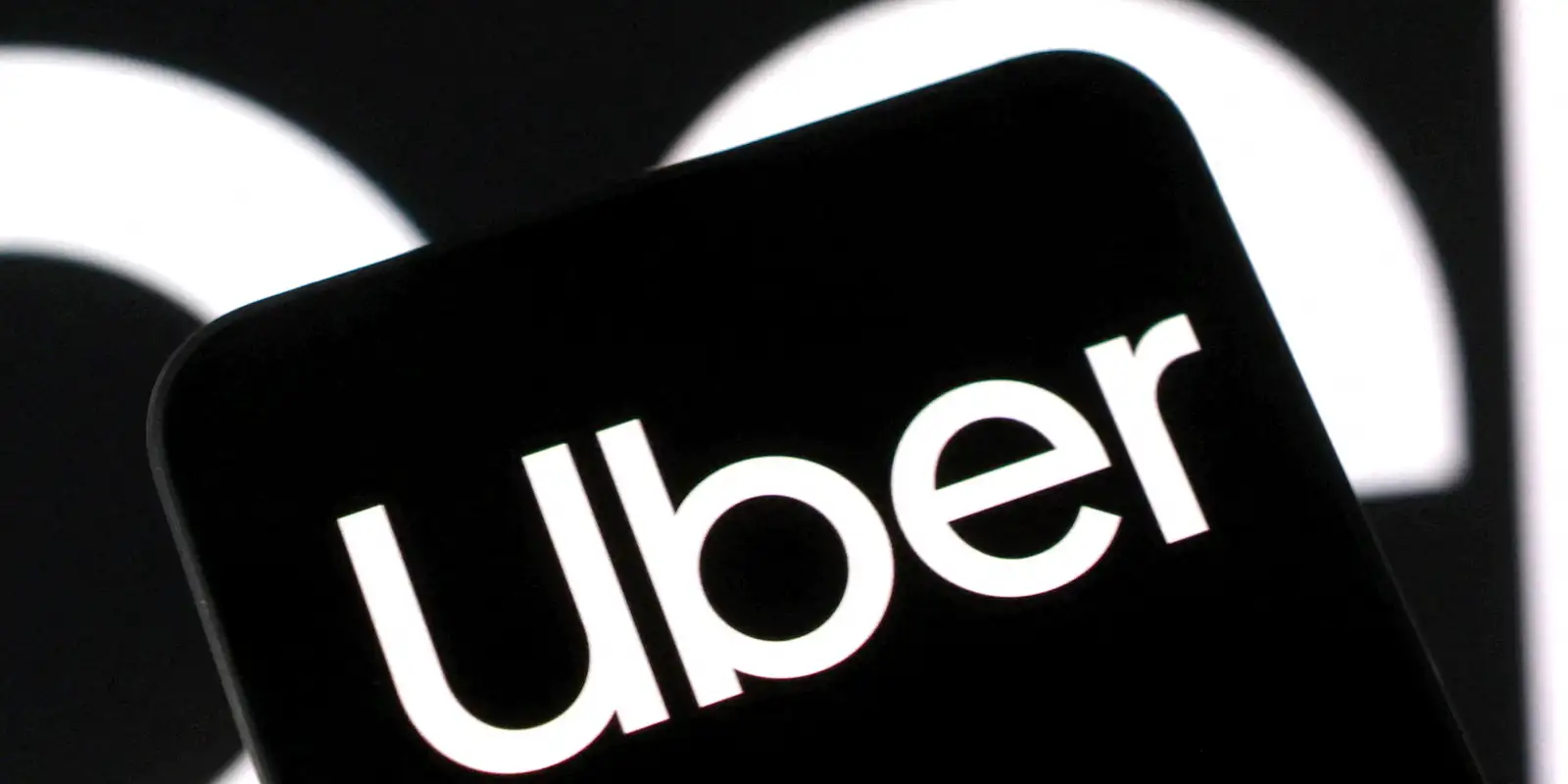 STF retoma julgamento sobre vínculo entre apps e trabalhadores