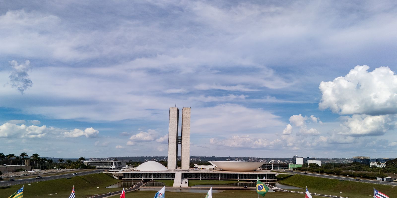 Câmara aprova fim da aposentadoria compulsória de juízes