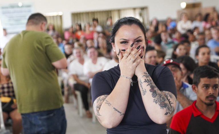 Casas a Custo Zero: quase 200 famílias são sorteadas pela Agehab nesta quarta-feira (28/01)