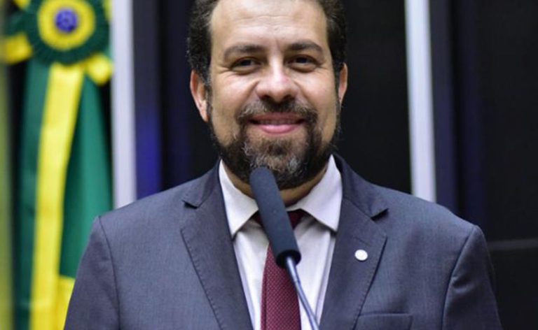 Boulos diz que colocará governo na rua, ouvindo demandas populares