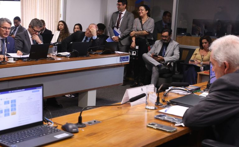 CCJ do Senado adia votação do PL Antifacção para 10 de dezembro