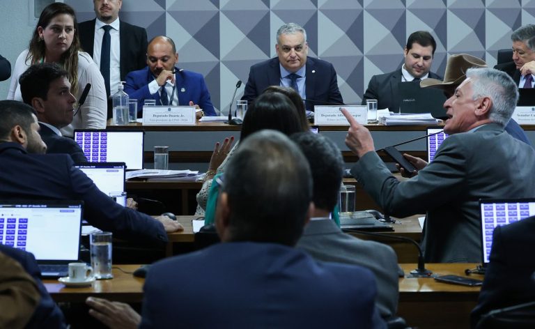 CPMI do INSS aprova dois pedidos de prisão preventiva