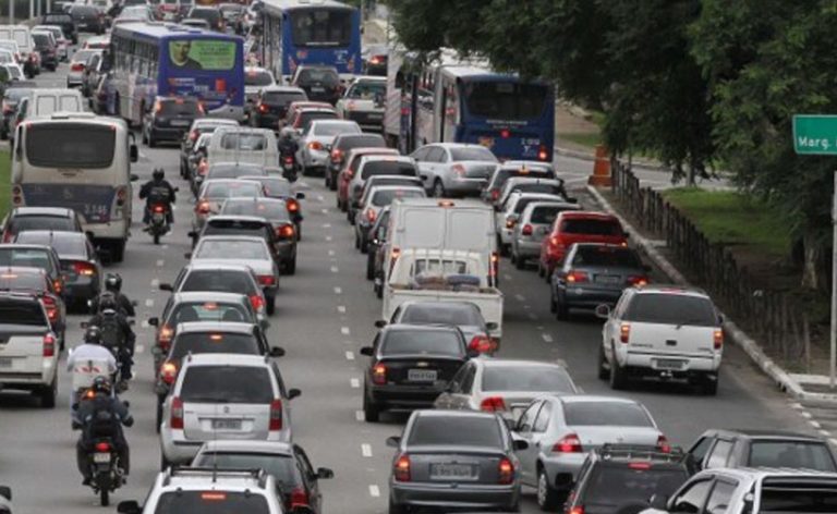 Câmara aprova isenção de IPVA para veículos com mais de 20 anos