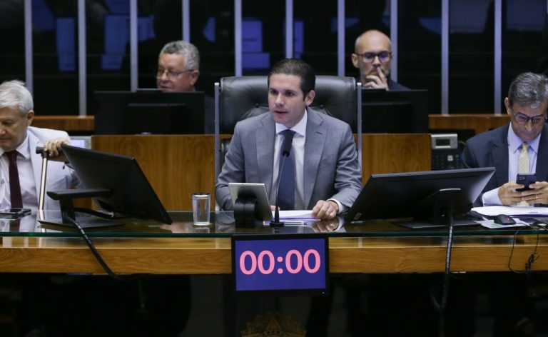 Câmara aprova texto para regulamentar pontos da reforma tributária