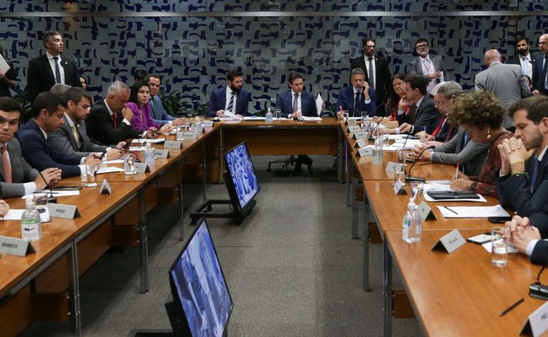 Câmara pode votar amanhã tornar crime hediondo adulterar alimentos