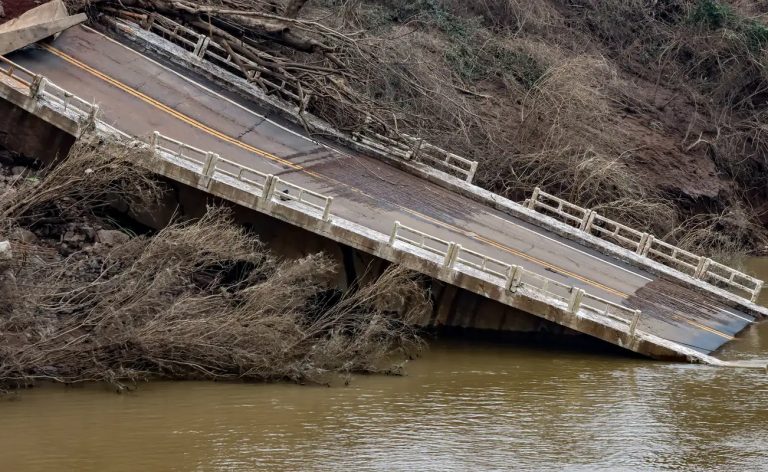 Cidades precisam de ajuda para enfrentar crise climática, diz ministro