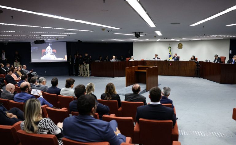 Defesa de Bolsonaro recorrerá de decisão do STF