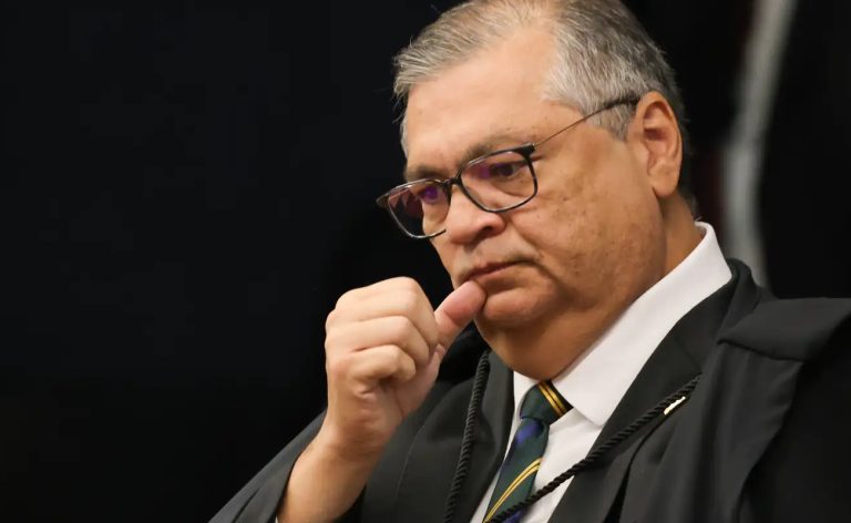 Dino derruba aposentadoria compulsória como punição máxima para juízes