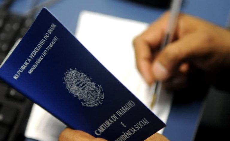 Goiás cria 5.737 novas vagas com carteira assinada em setembro