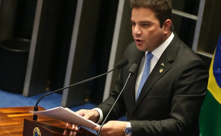 Ex-governador do Acre é condenado por organização criminosa e fraudes