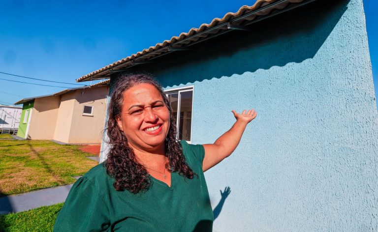 Famílias de Taquaral de Goiás são contempladas com casas a custo zero