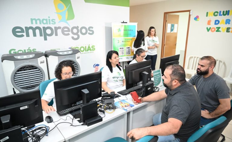 Feirão de Empregos oferece 730 vagas no comércio e eventos