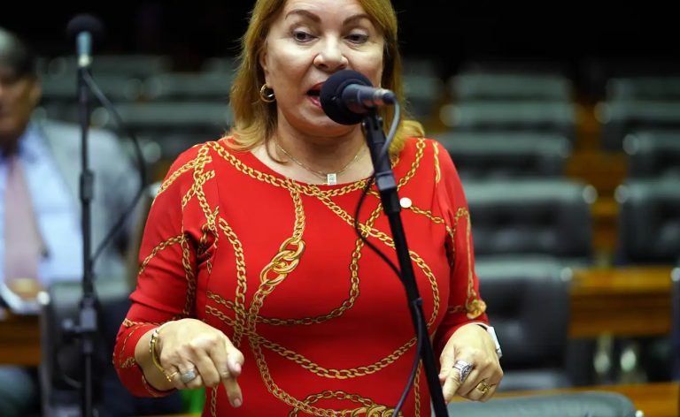 Fraude no INSS: deputada Gorete Pereira é alvo da Operação Indébito