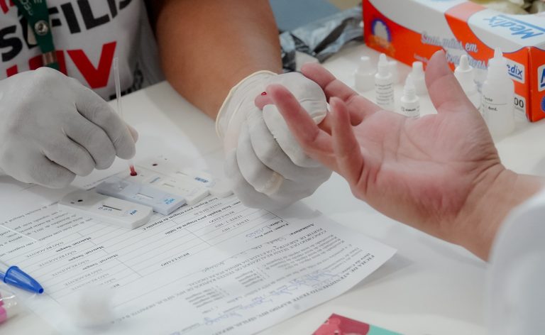Governo de Goiás intensifica ações de prevenção, testagem e tratamento na luta contra Aids