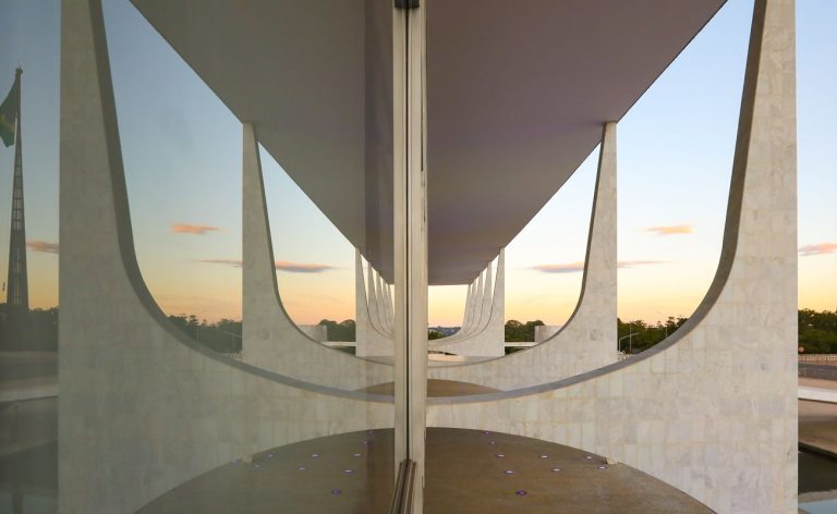 Lula cita caso Master e defende PEC da Segurança Pública