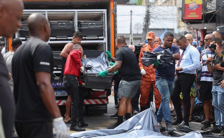 Lula classifica Operação Contenção, no RJ, como "desastrosa"