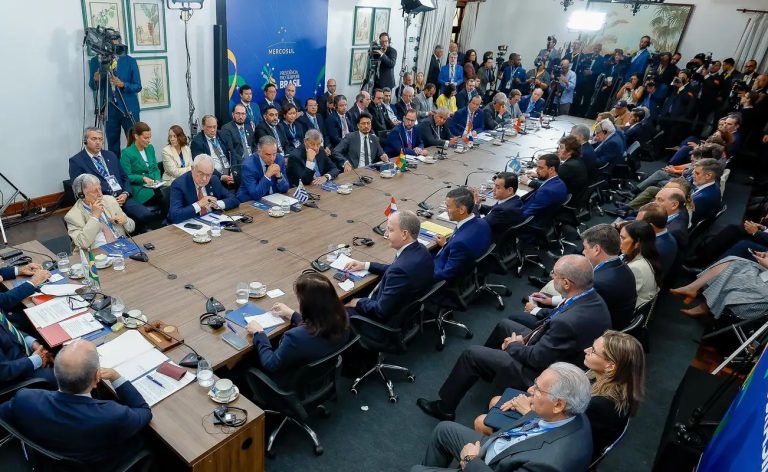 Lula defende cooperação sul-americana contra o crime organizado