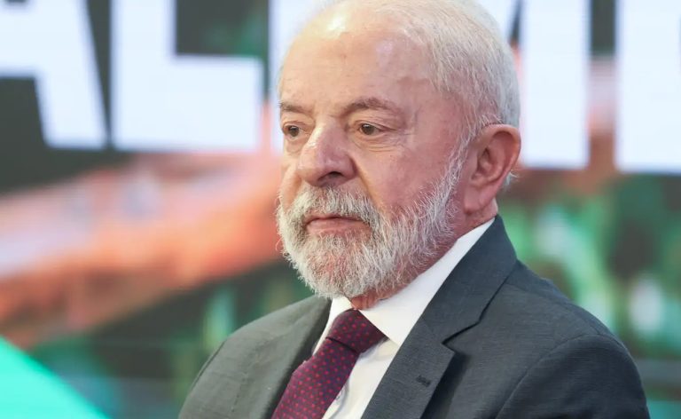 Lula defende que fintechs, “paguem o imposto devido a esse país"