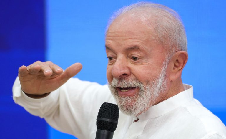 Lula diz ao New York Times que soberania e democracia são inegociáveis
