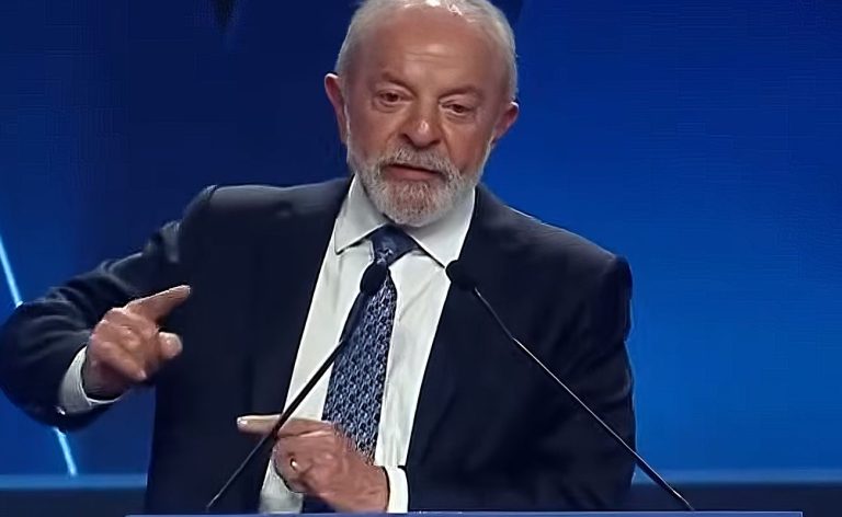 Lula diz que fim de sanção a Alexandre de Moraes é bom para o Brasil