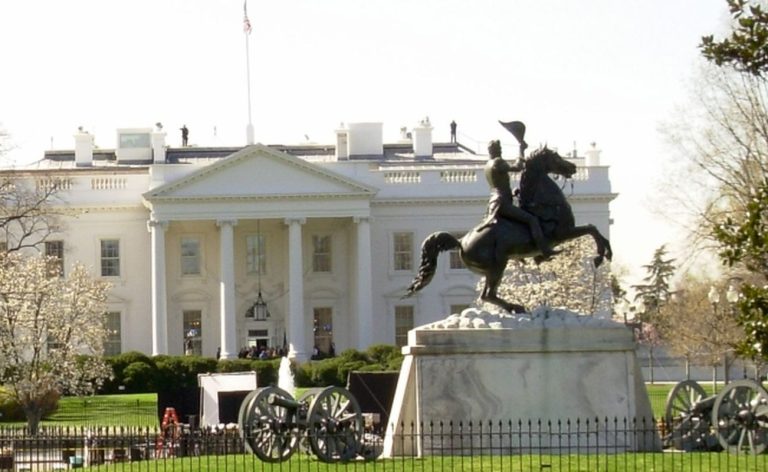 Lula diz que viajará a Washington em março para encontro com Trump