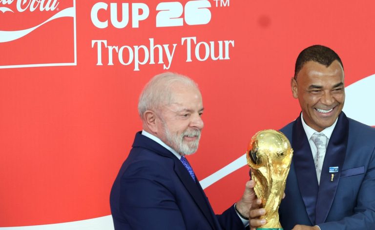 Lula exalta Copa Feminina e pede valorização das mulheres no futebol