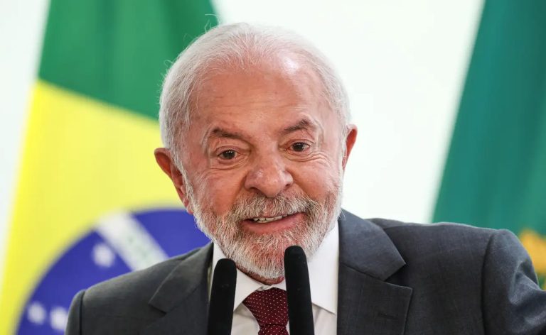 Lula inicia viagem a Espanha, Alemanha e Portugal