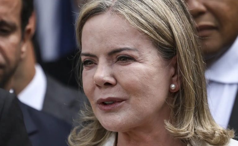 Lula pede empenho a ministros na tramitação de projetos de segurança