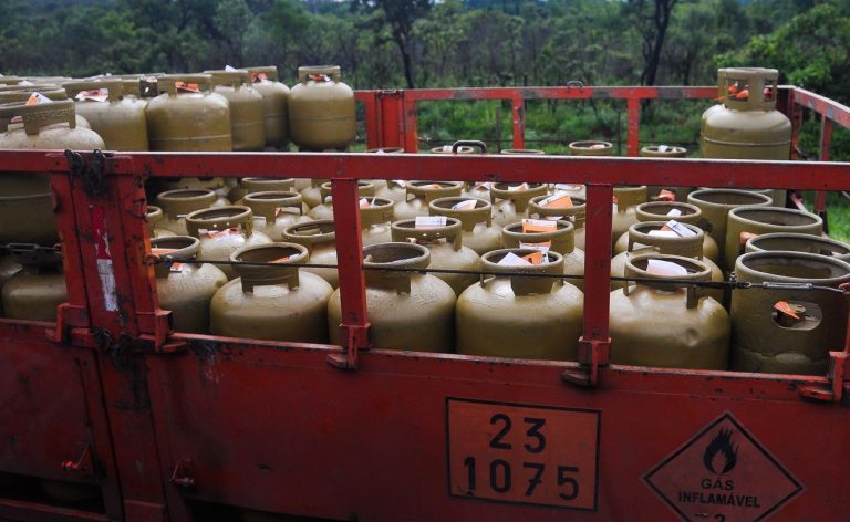 Lula sanciona programa Gás do Povo; saiba como funciona