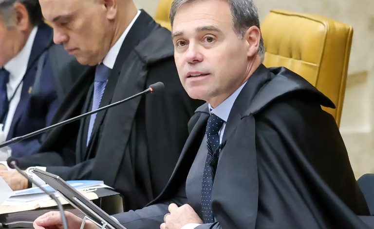 Mendonça decide manter Vorcaro preso na Superintendência da PF