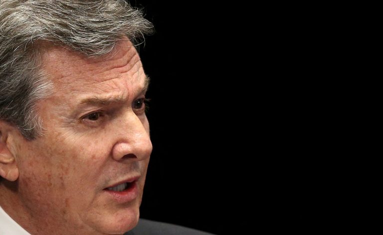 Moraes cobra explicações sobre tornozeleira de Collor