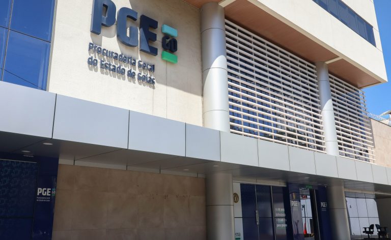 PGE-GO lança edital para negociação de pequenas dívidas e prorroga adesão para grandes valores
