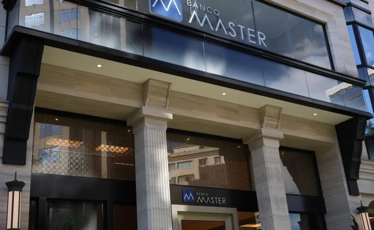 Polícia Federal ouve ex-diretor de riscos do Banco Master