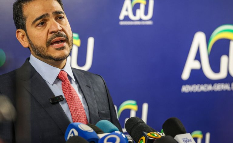 Presidência da República oficializa indicação de Jorge Messias ao STF