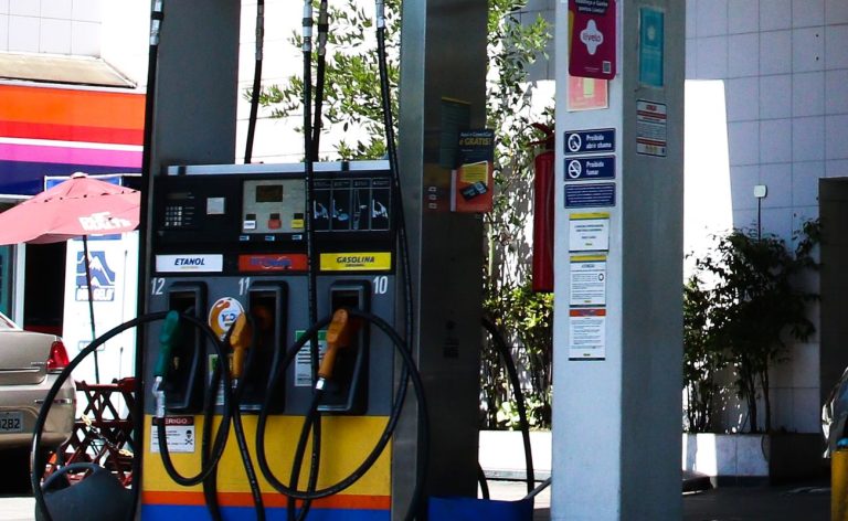 Receita Federal desarticula esquema de fraude fiscal de R$ 26 bilhões