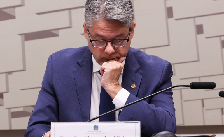Relator da CPI pede indiciamentos de Toffoli, Moraes, Gilmar e Gonet