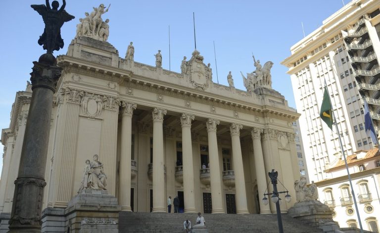 Rio de Janeiro terá eleições indiretas para governador e vice